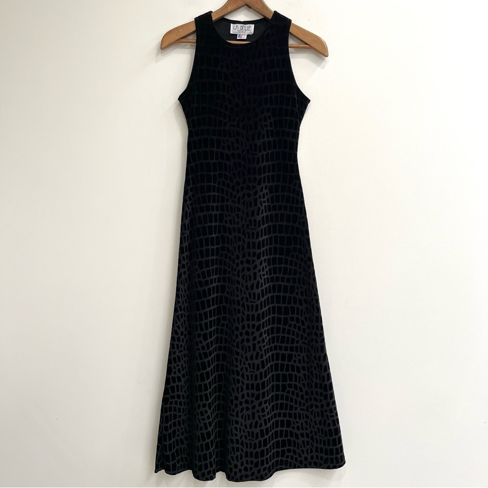 Vintage black sleeveless burnout velvet maxi dress with a crocodile print - Picture 2 of 12